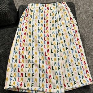 New! Women’s Holiday velcro bath wrap. Never been worn.